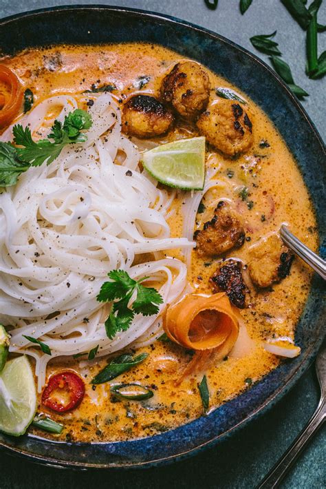 Thai-Inspired Coconut Curry Noodles